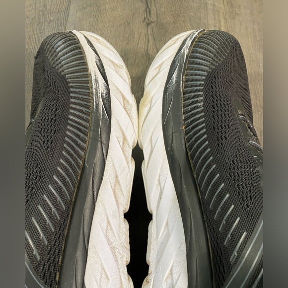 HOKE ONE ONE Bondi 7 Mens Sneakers - Picture 9 of 11